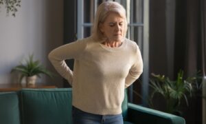 can you prevent bone spurs from forming